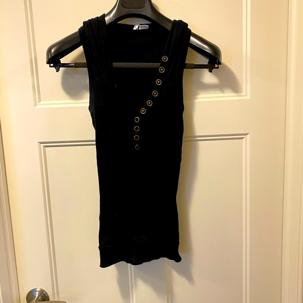 Hooded tank top